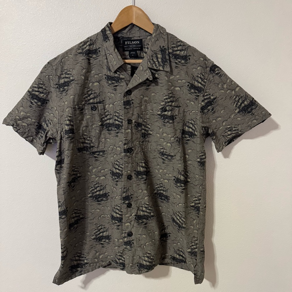 Filson Chambray Ships Print Short Sleeve Camp Shirt Gray Cotton Button Front-M